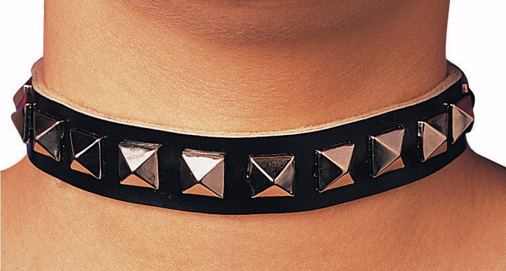 Ladies Studded Choker