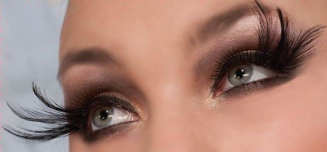 Cleopatra Black Eyelashes